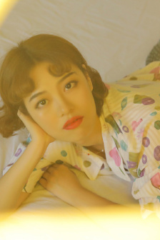 下女们